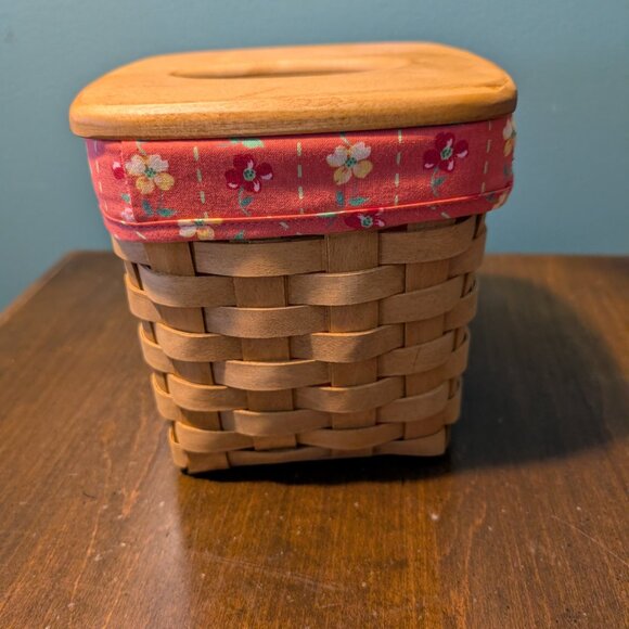 Longaberger Tissue box New, no tags